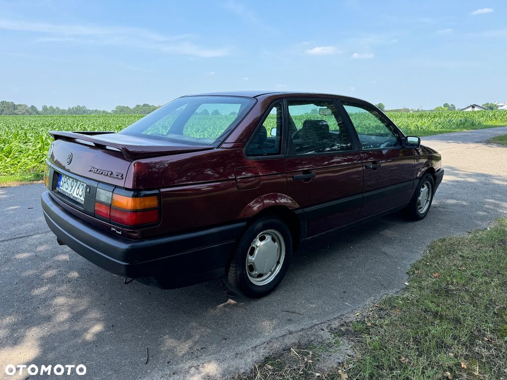 Volkswagen Passat 2.0 GL - 4