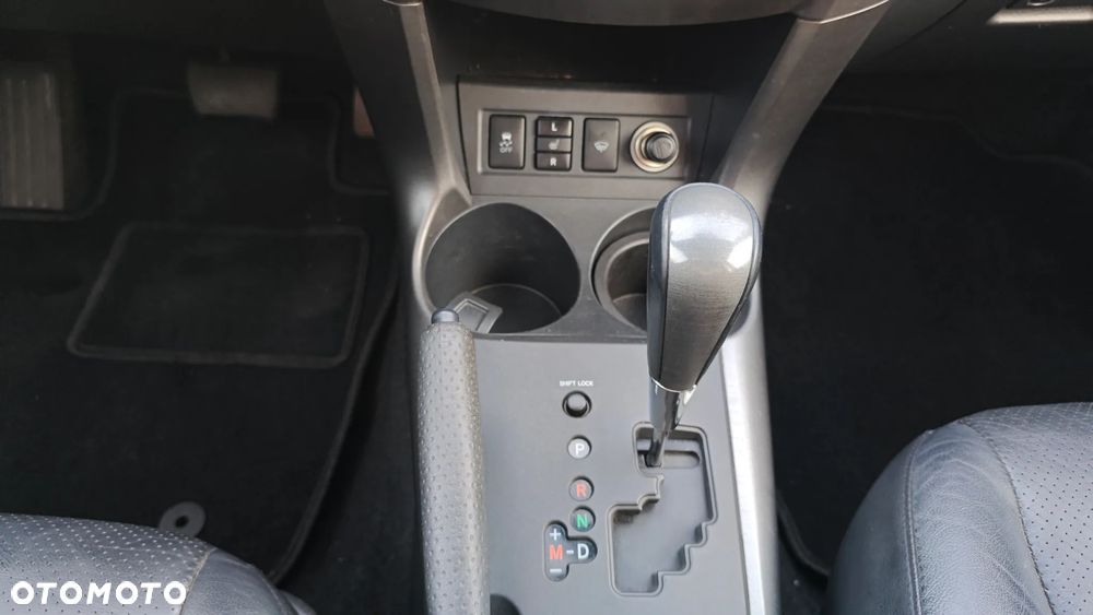 Toyota RAV4 - 24