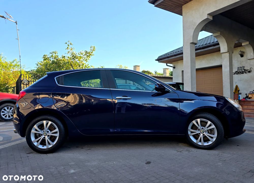 Alfa Romeo Giulietta - 9