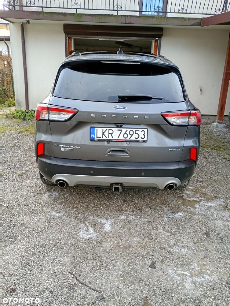 Ford Escape ver-2-0-ecoboost-awd-titanium - 2