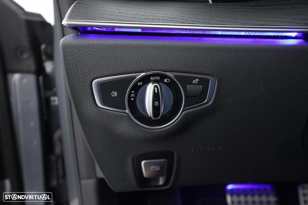 Mercedes-Benz CLS 300 d 4Matic AMG Line - 26