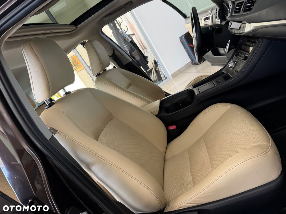 Lexus CT Impression Line - 36