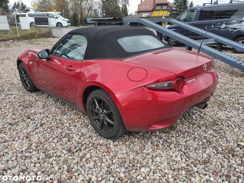 Mazda MX-5 RF SKYACTIV-G 131 Exclusive-Line - 2