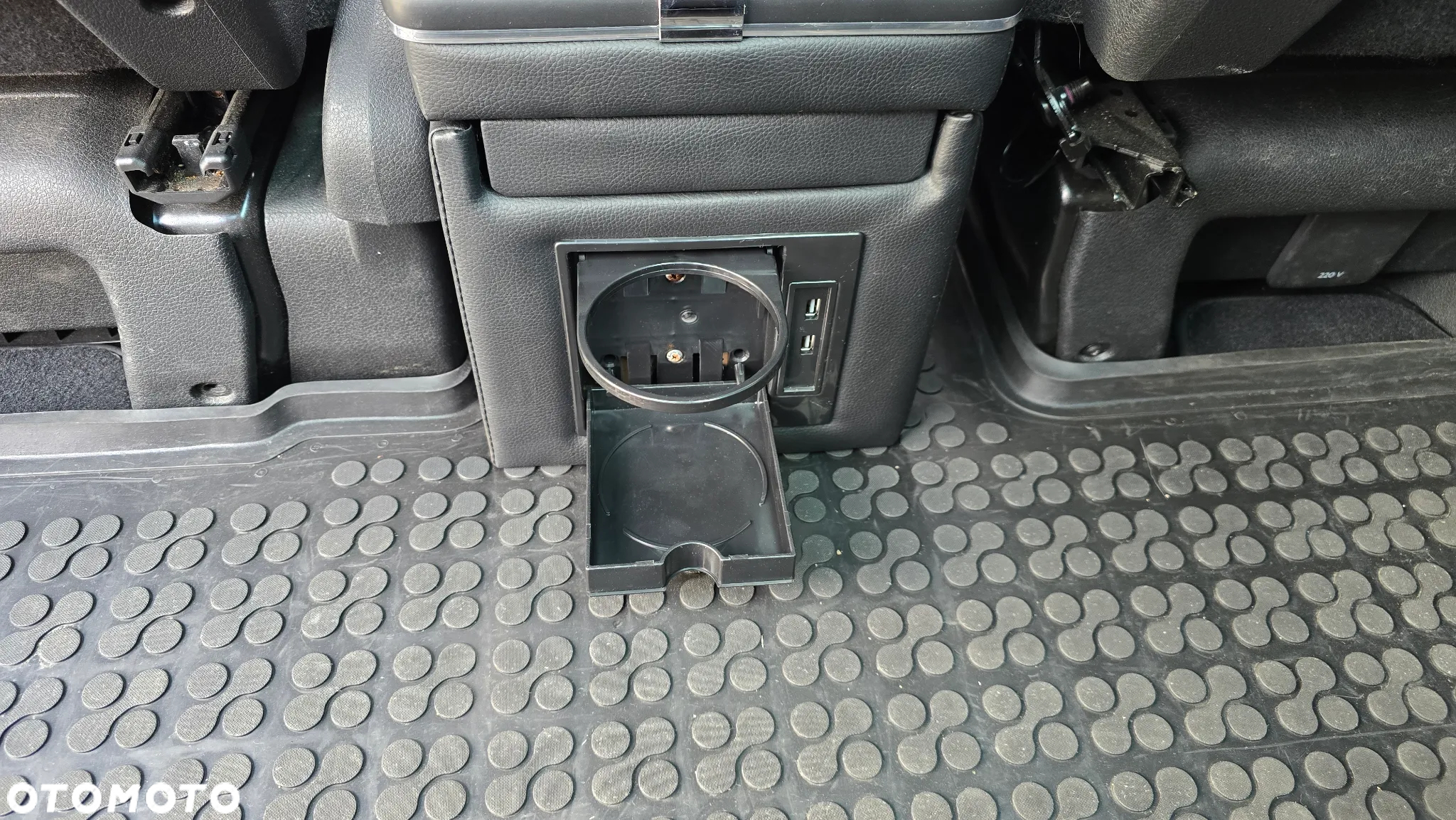 Peugeot Traveller - 28