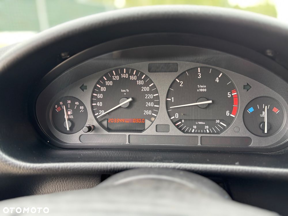 BMW Seria 3 - 21