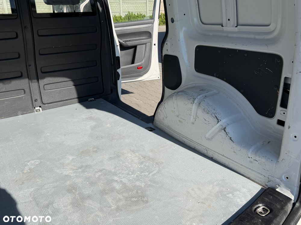Volkswagen Caddy - 11