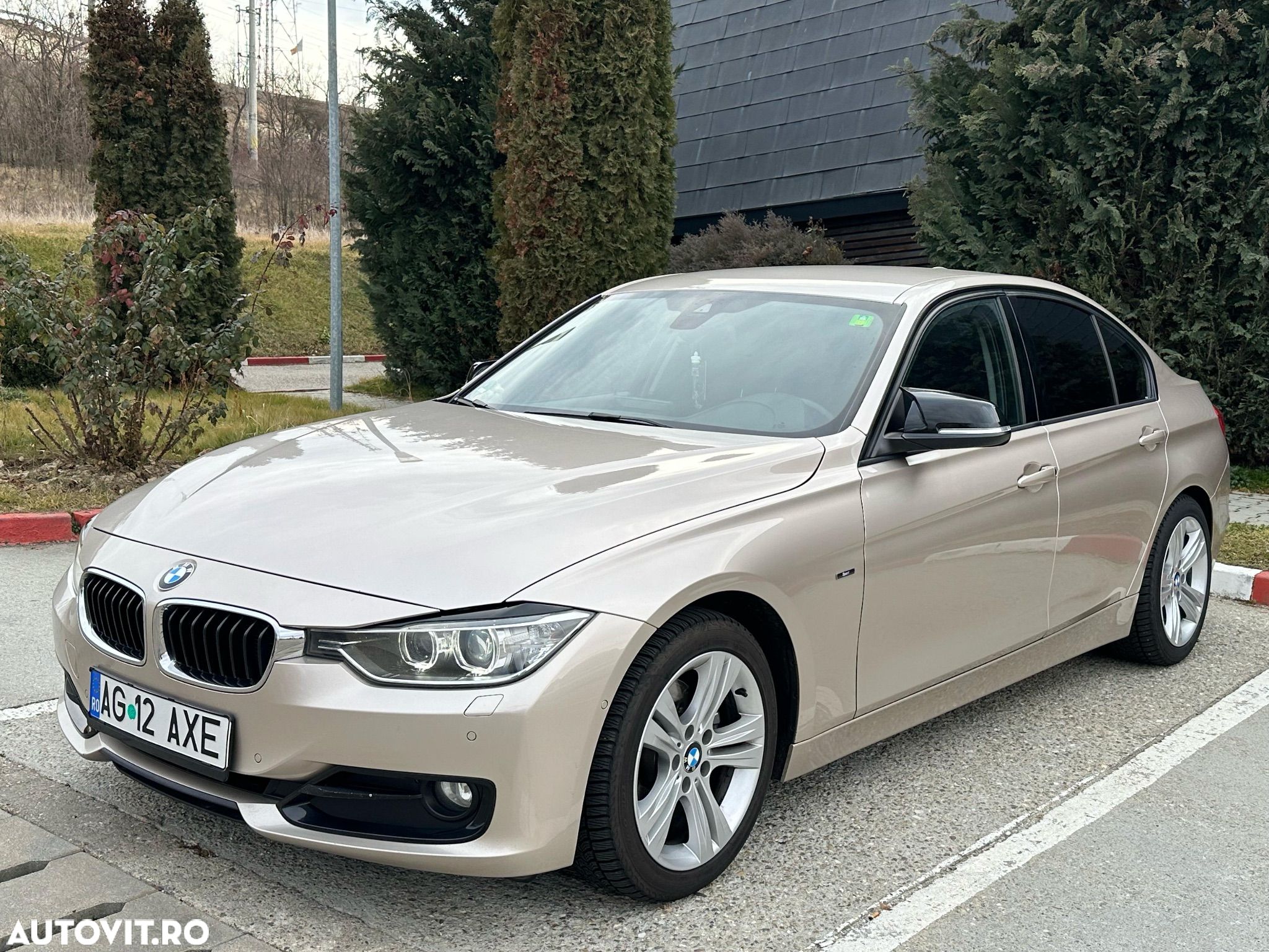 BMW Seria 3 320d Touring Sport Line - 1