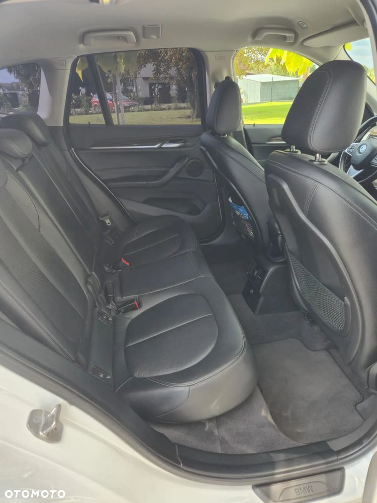 BMW X1 sDrive18d Sport Line sport - 24