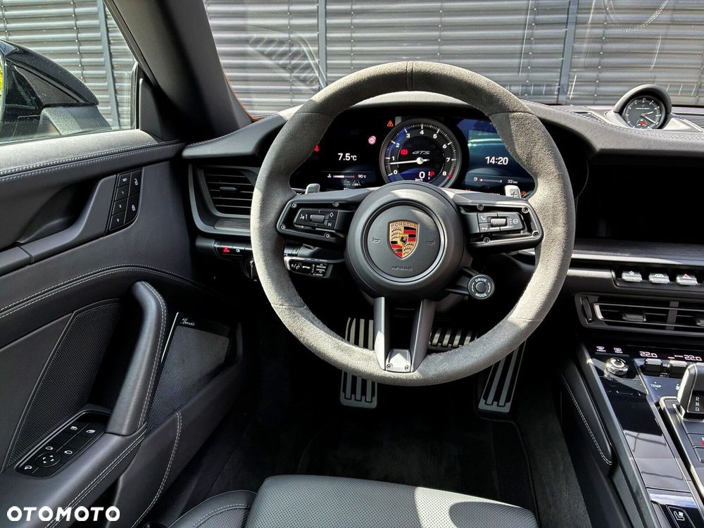Porsche 911 - 23