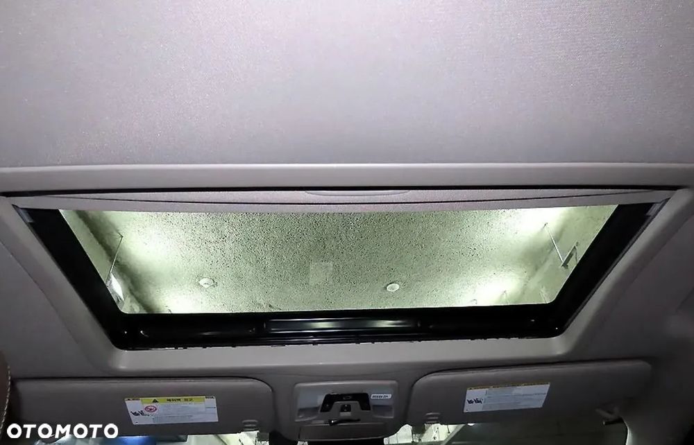 Toyota Sienna - 14