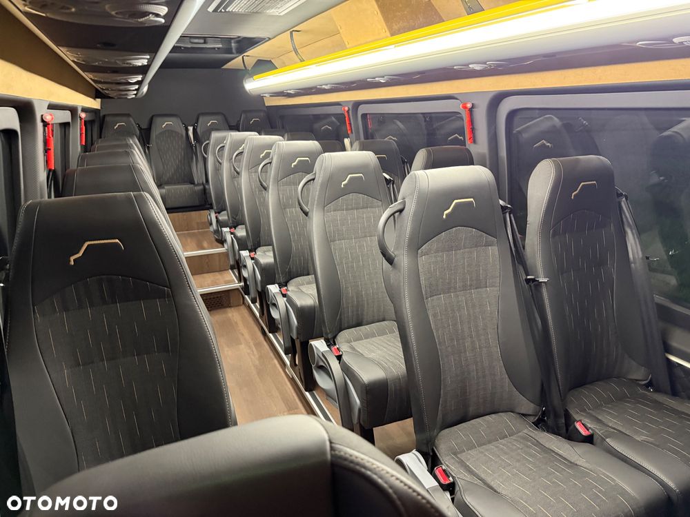 Mercedes-Benz Sprinter 517 24 miejsca NOWY - 10