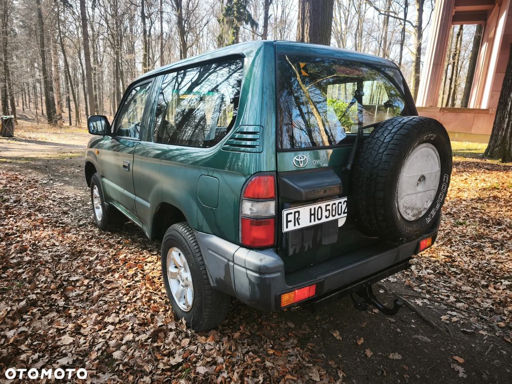Toyota Land Cruiser KJ70 - 7