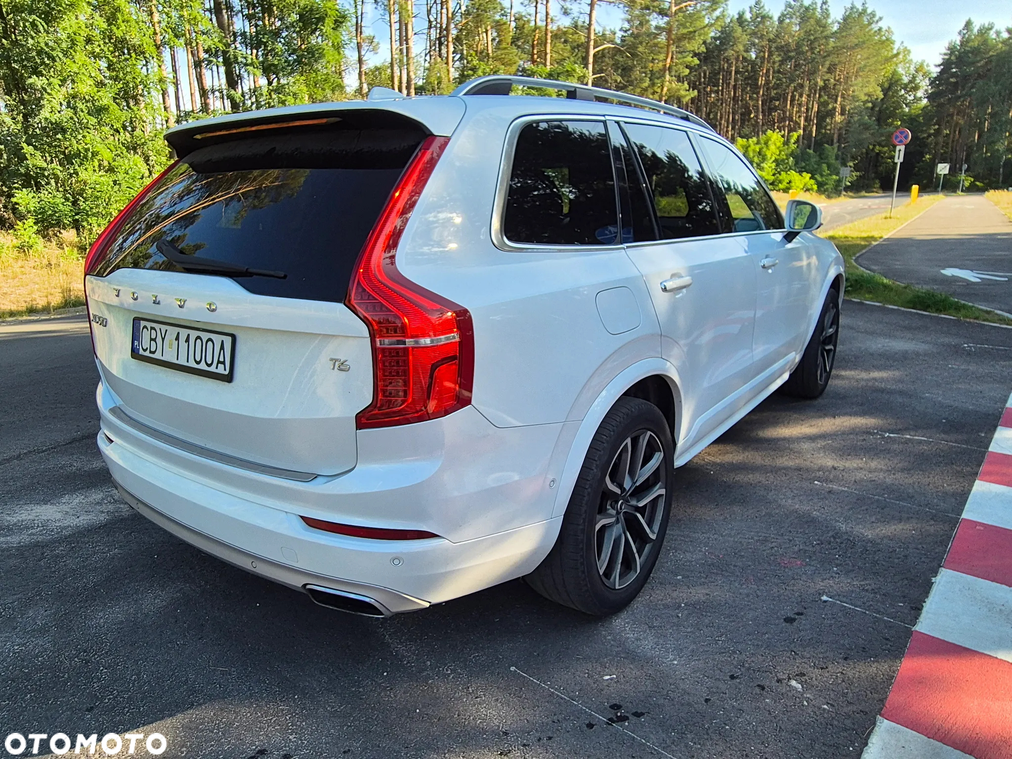 Volvo XC 90 T6 AWD Momentum 7os - 8