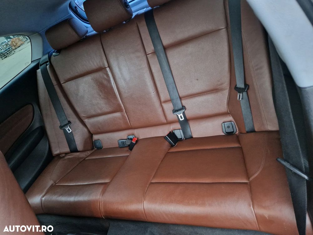 BMW Seria 1 118d - 12