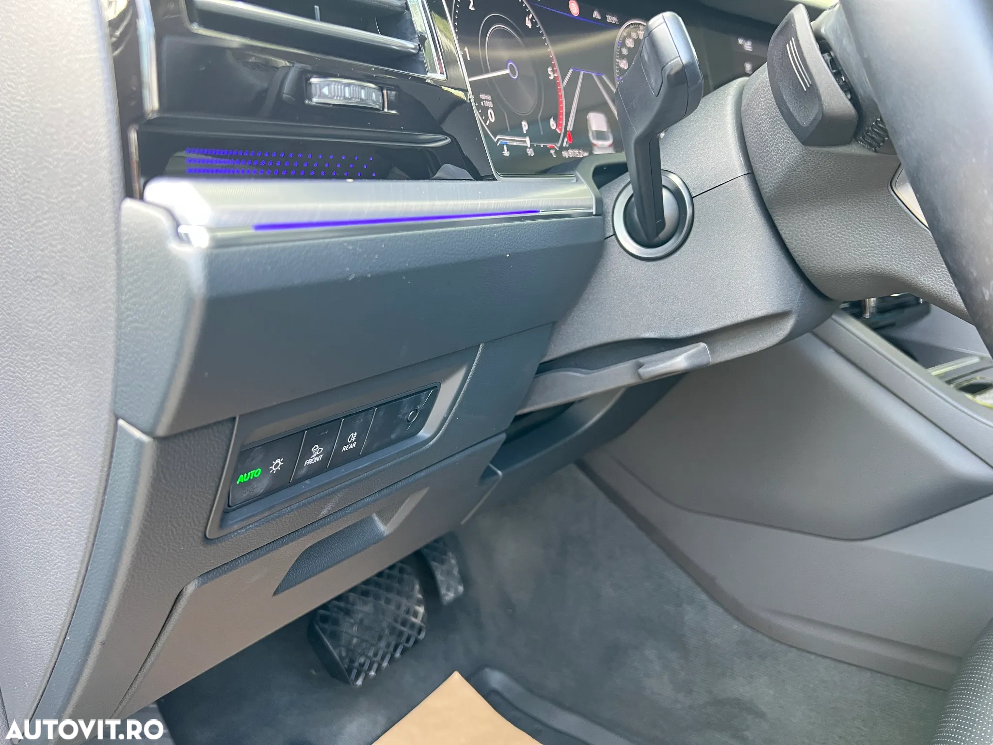 Volkswagen Touareg V6 TDI Elegance - 17