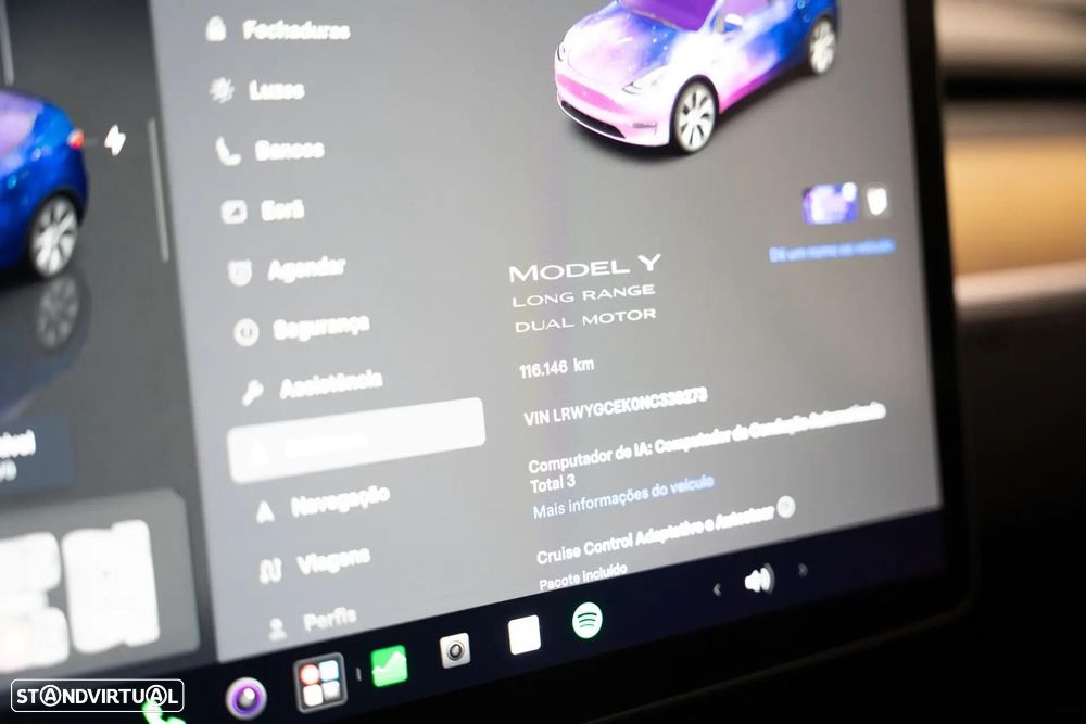 Tesla Model Y Long Range Dual Motor AWD - 26