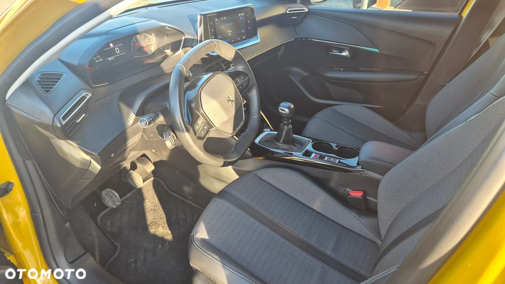 Peugeot 208 PureTech 100 Allure - 14