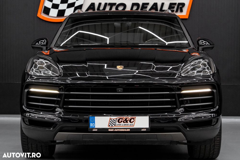 Porsche Cayenne S - 25