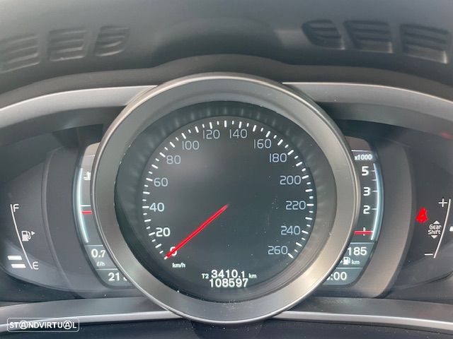 Volvo V40 1.6 D2 VOR - 28