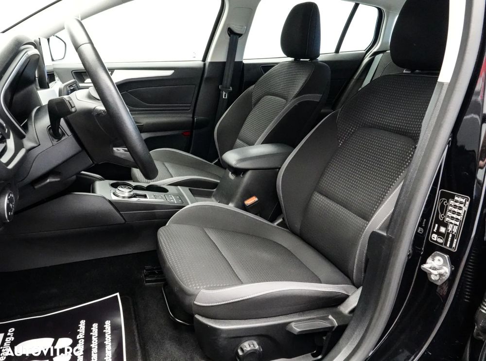 Ford Focus 1.5 EcoBlue Start-Stopp-System Aut. TITANIUM STYLE - 14
