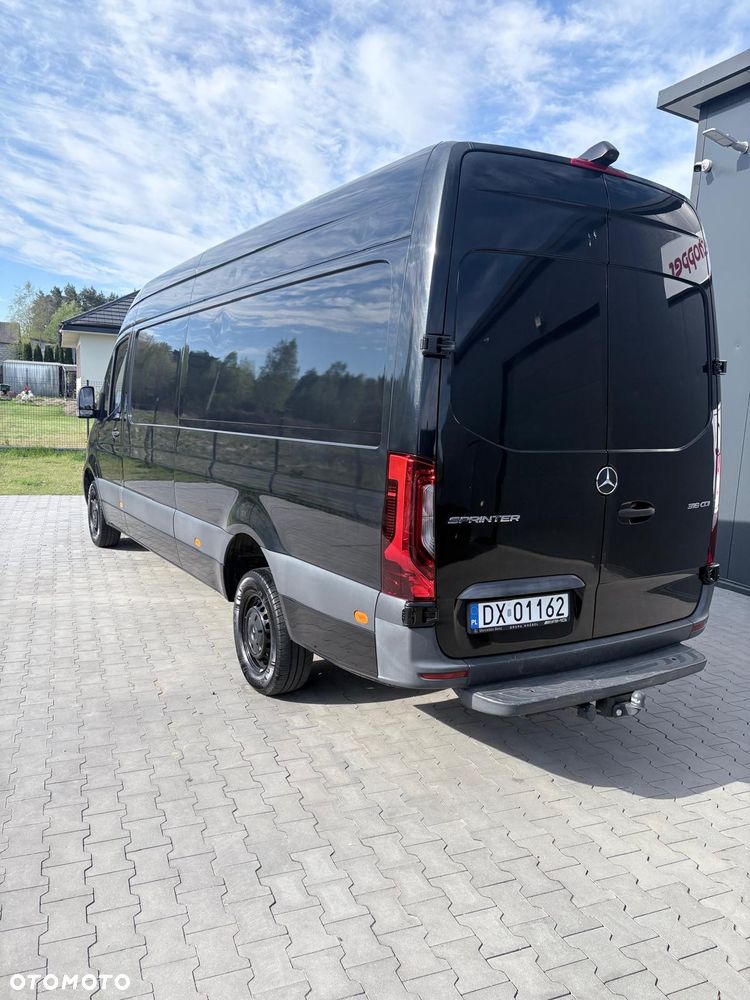 Mercedes-Benz Sprinter - 4