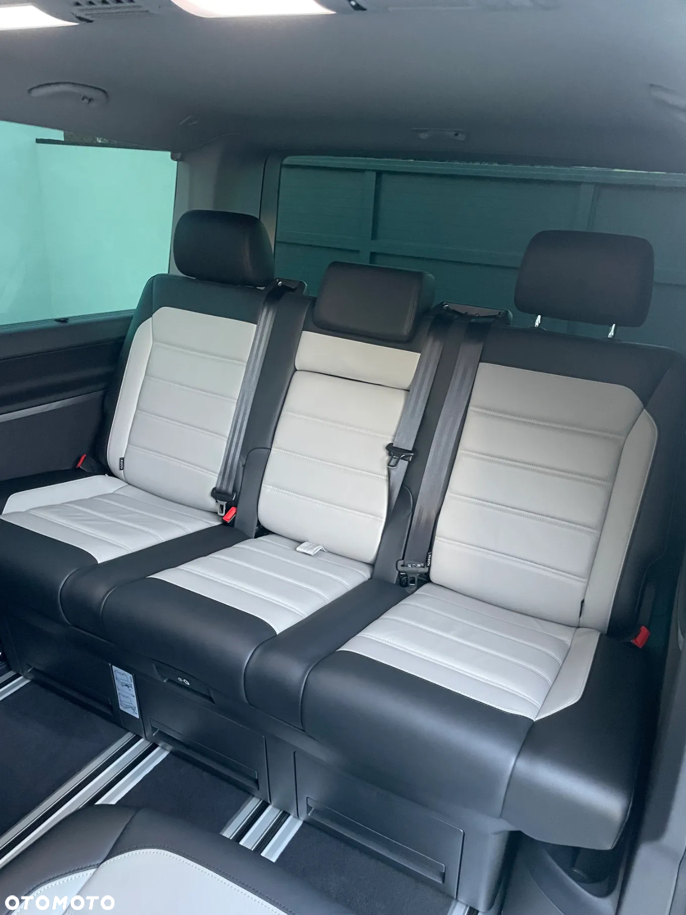 Volkswagen Multivan 2.0 BiTDI L1 Highline DSG - 12
