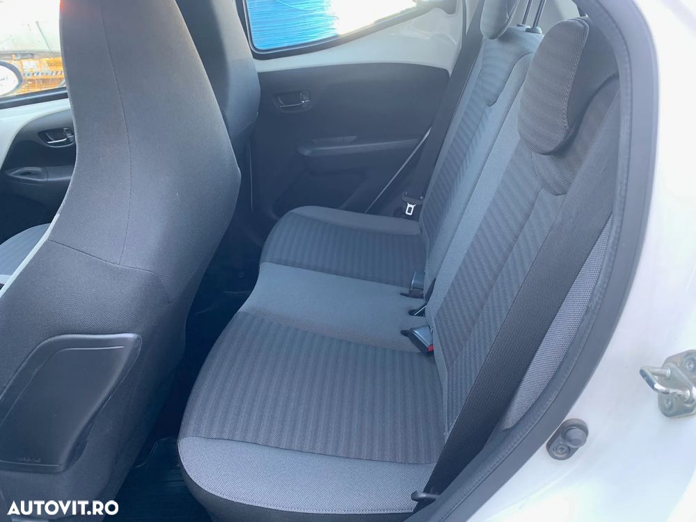 Toyota Aygo - 10