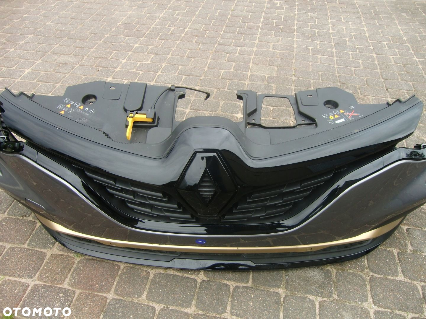 ZDERZAK RENAULT CAPTUR II RS line 4 PDC kamera - 2