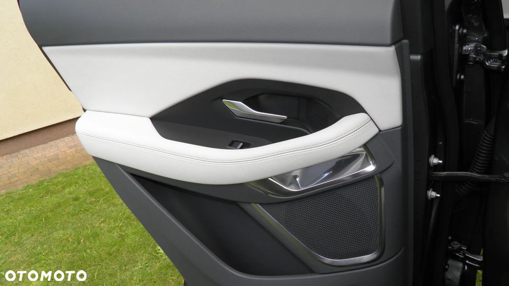 Jaguar E-Pace P250 AWD S - 19