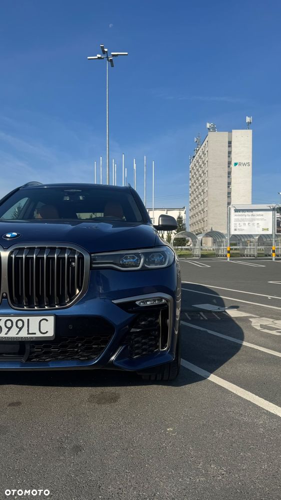 BMW X7 - 25