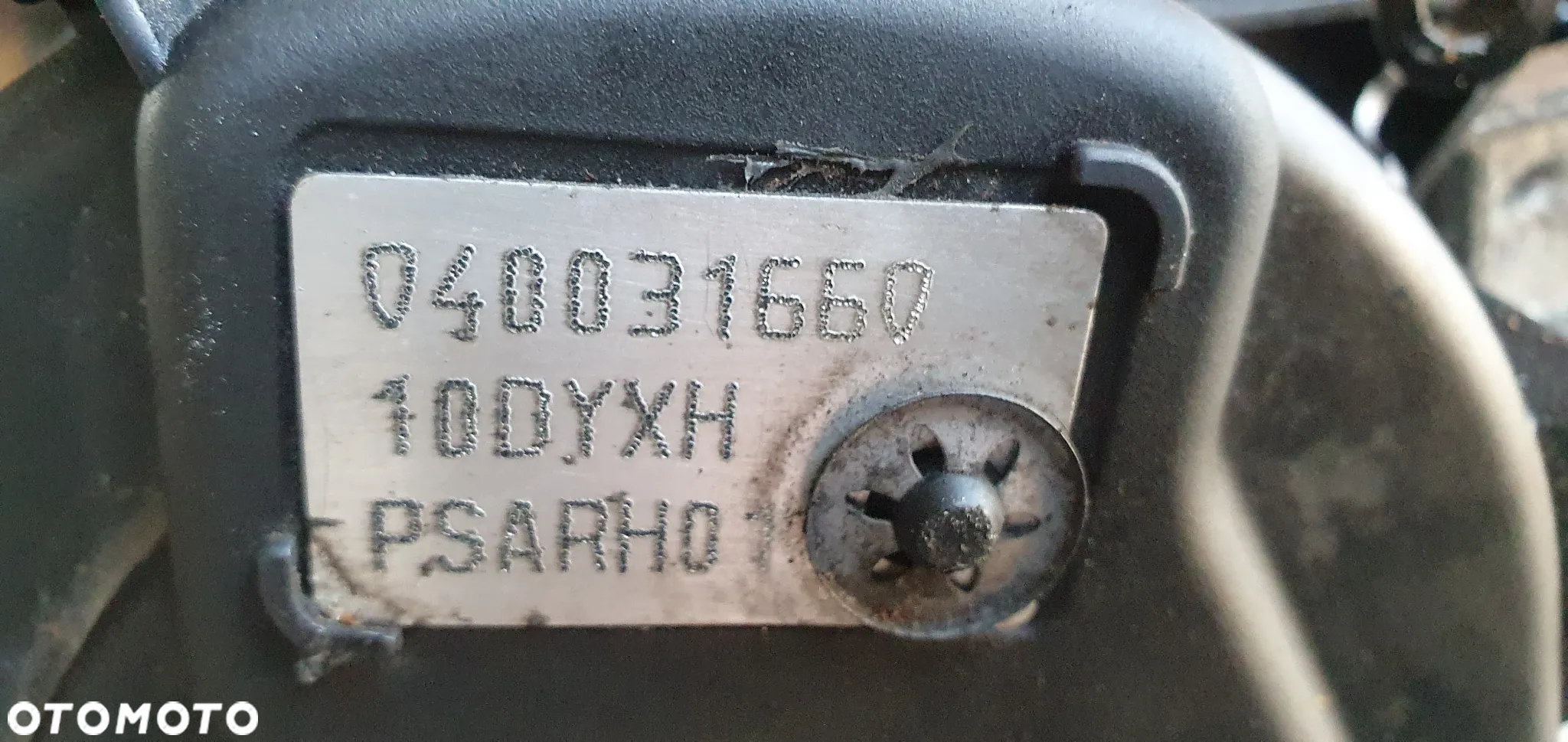 Silnik słupek blok Citroen C5 III 2.0 HDI RH01 - 8
