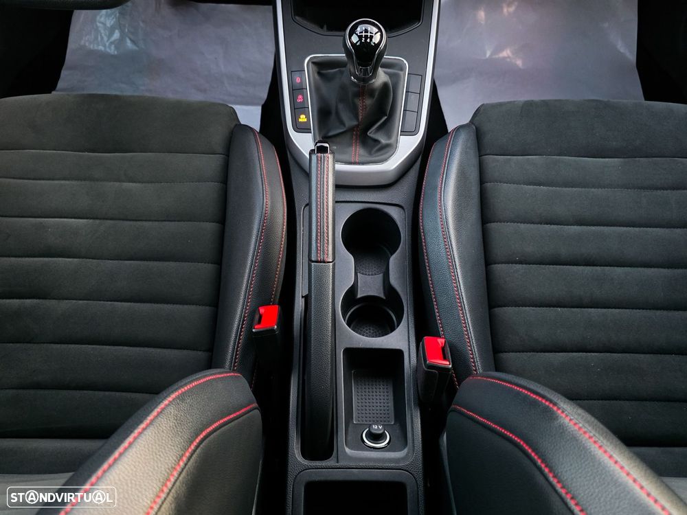 SEAT Arona 1.0 TSI FR - 29