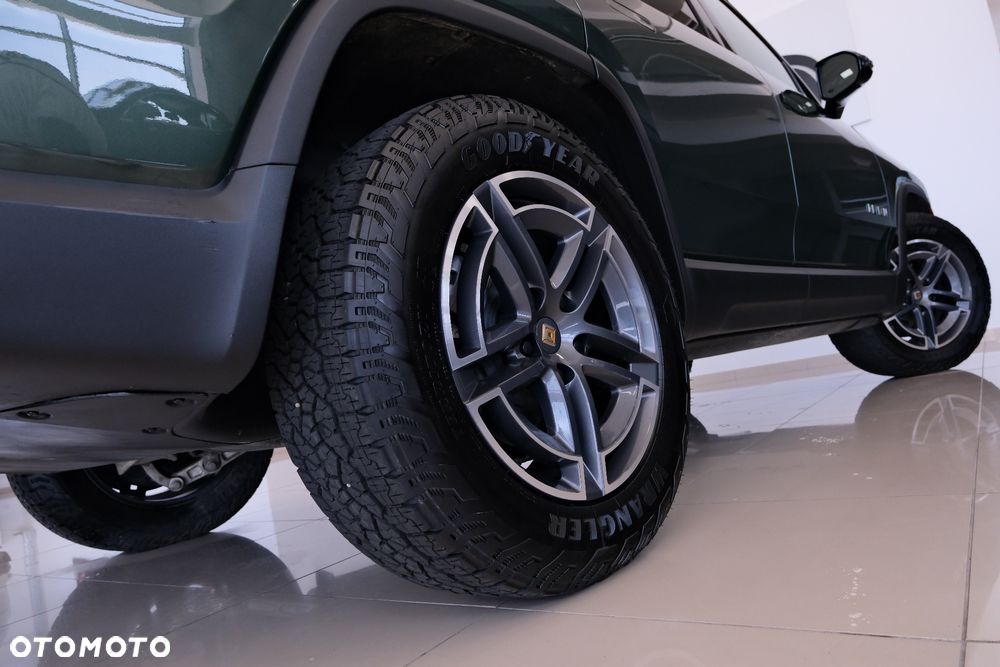 Rivian R1S - 14