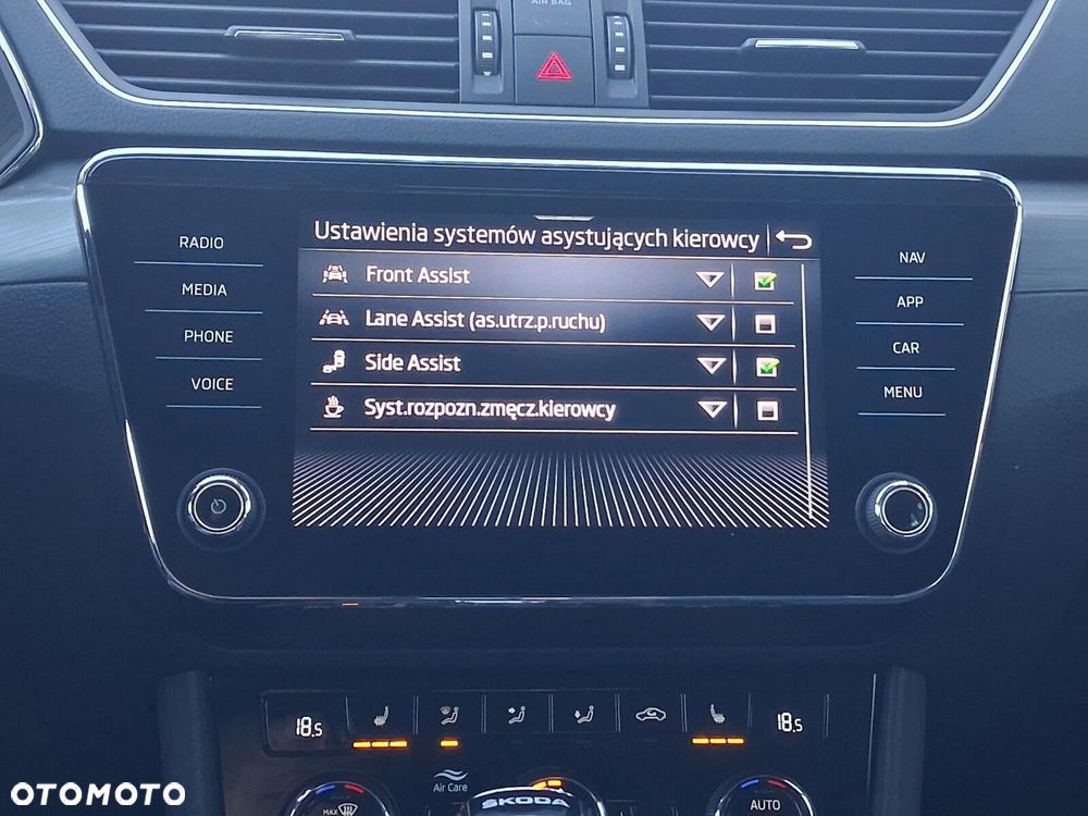 Skoda Superb 2.0 TSI Style DSG - 21