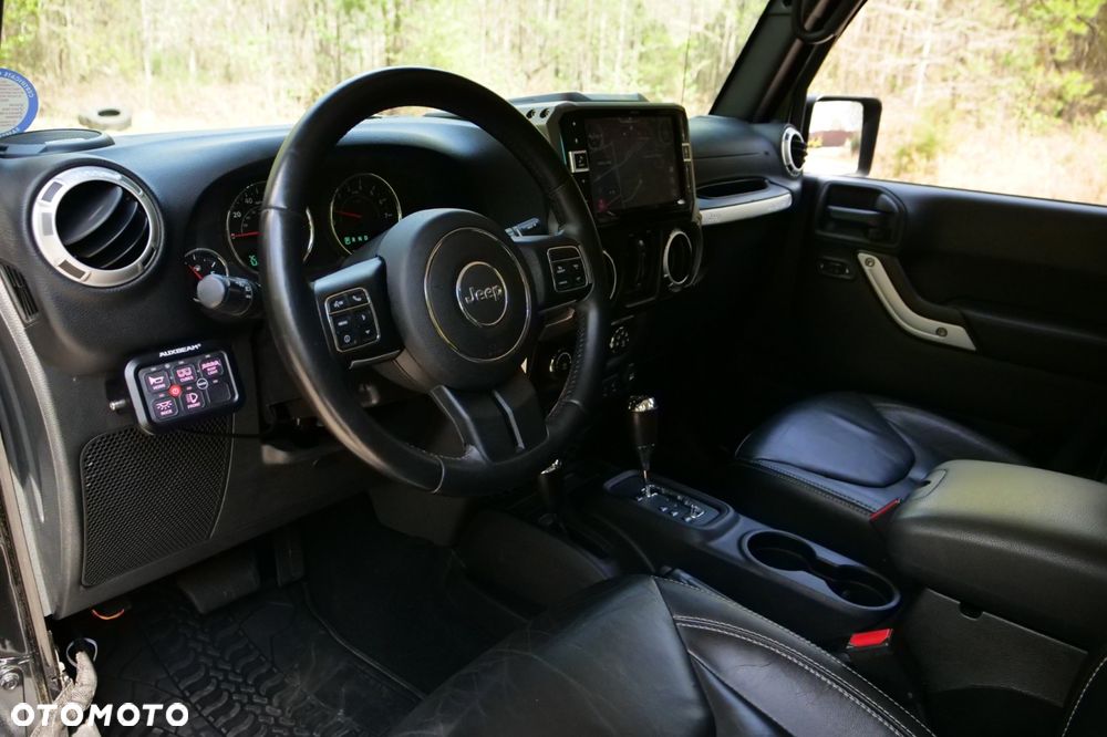 Jeep Wrangler Unlimited 3.6 Automatik Sahara - 9