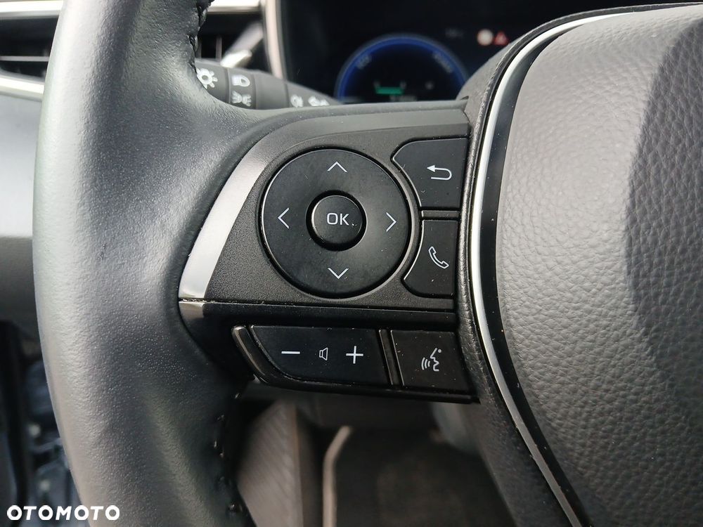 Toyota Corolla 1.8 Hybrid Comfort - 28