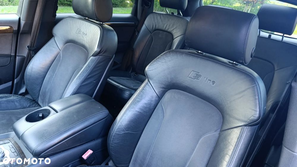 Audi Q7 - 12