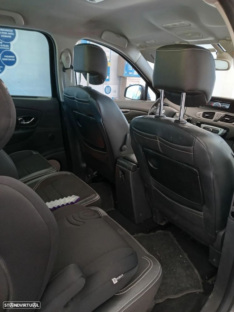 Renault Grand Scénic 1.5 dCi Bose Edition SS - 12