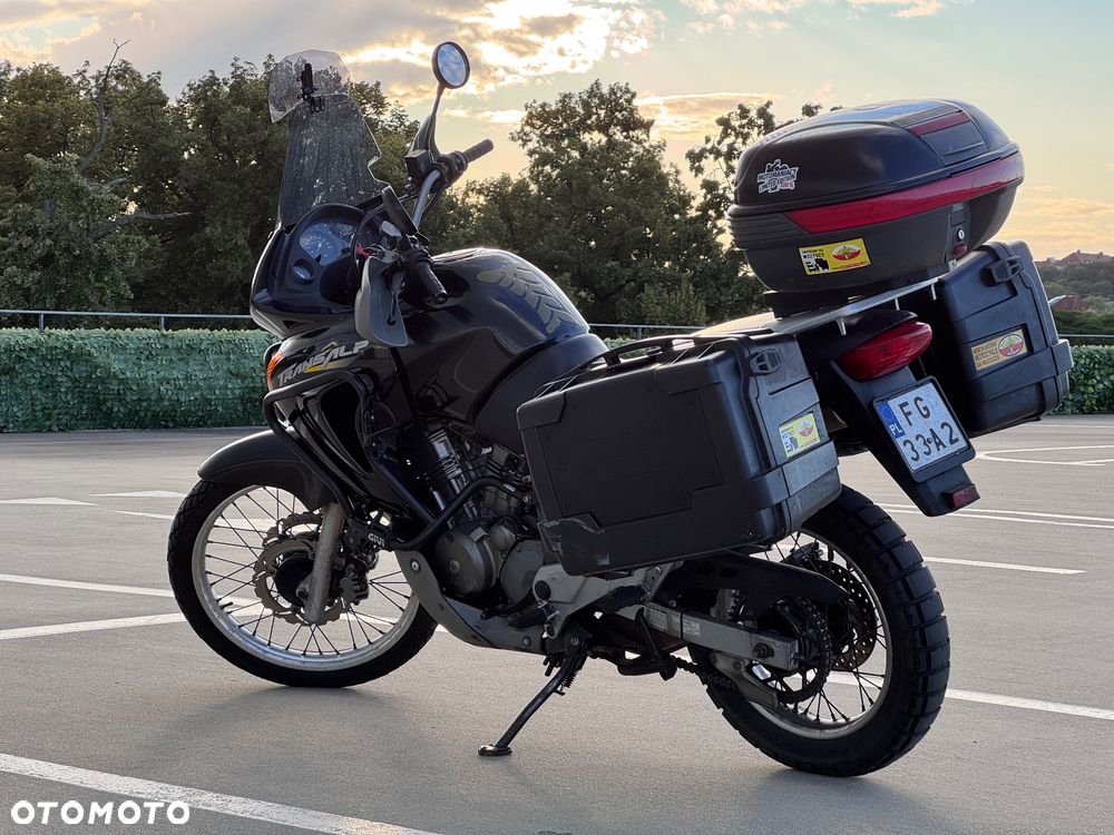 Honda XL - 5