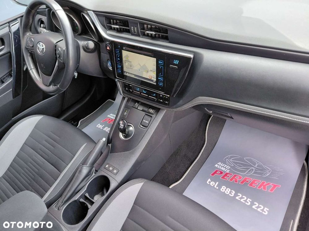 Toyota Auris - 15