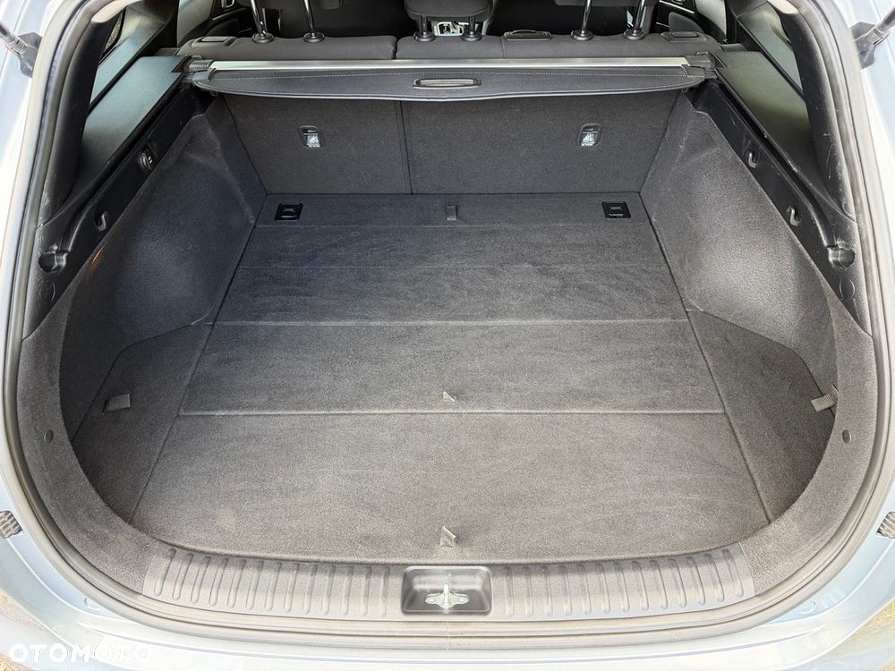 Kia Ceed 1.6 CRDi mHEV Business Line DCT - 35