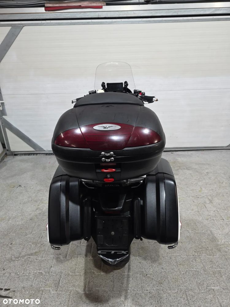 Honda CTX - 18