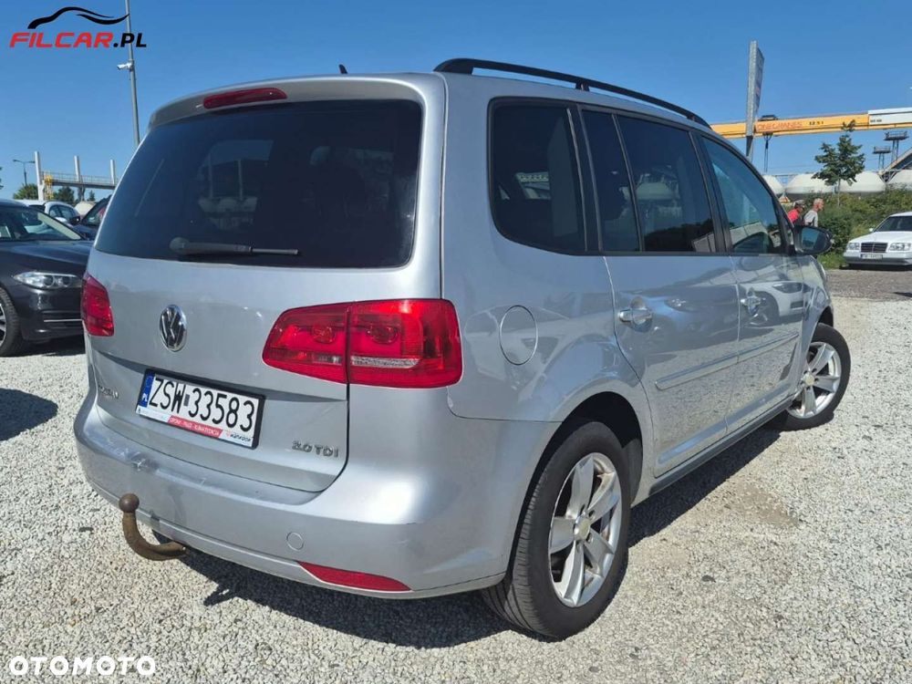 Volkswagen Touran - 3