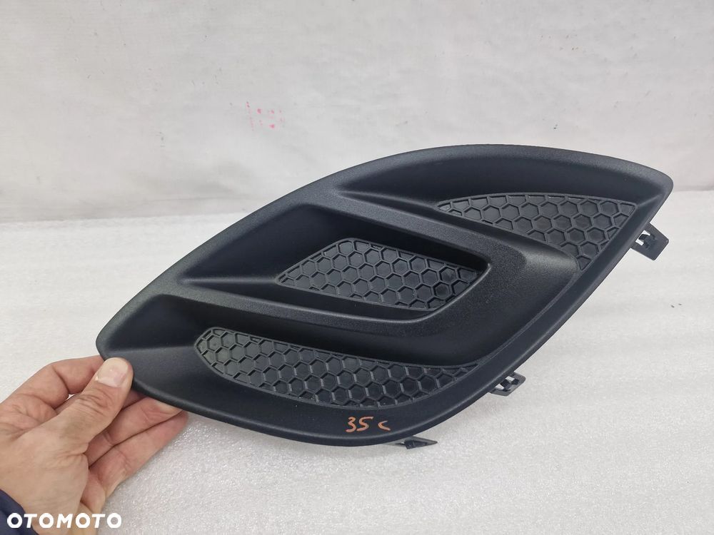 OPEL CORSA D LIFT 11- LEWA KRATKA BOCZNA ZDERZAKA PRZEDNIEGO PRZÓD , OPCJA BEZ HALOGENU , NR 13286034 , NR AUKCJI B/35 - 11