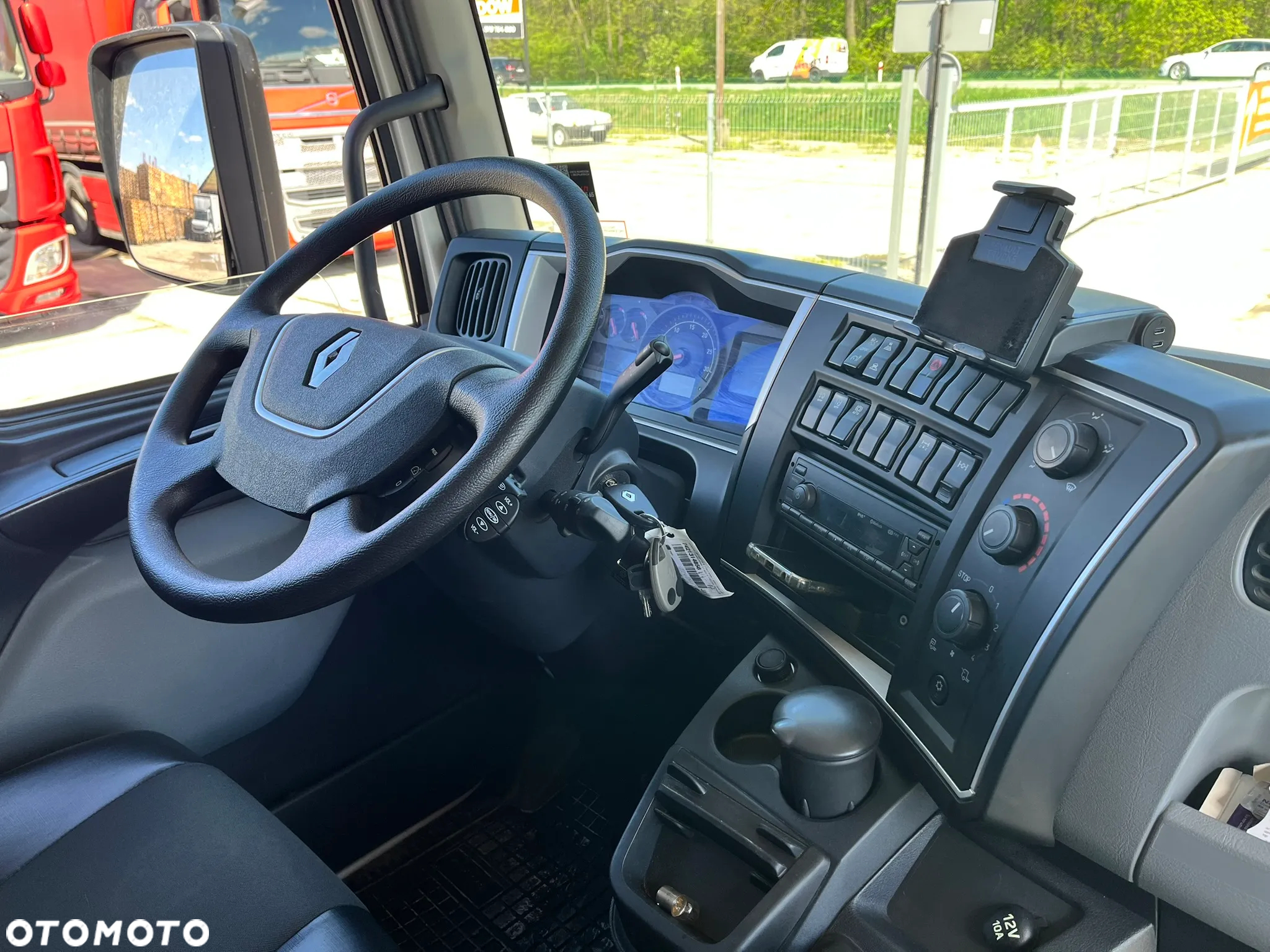 Renault D 280 DTI 8 16T - 18