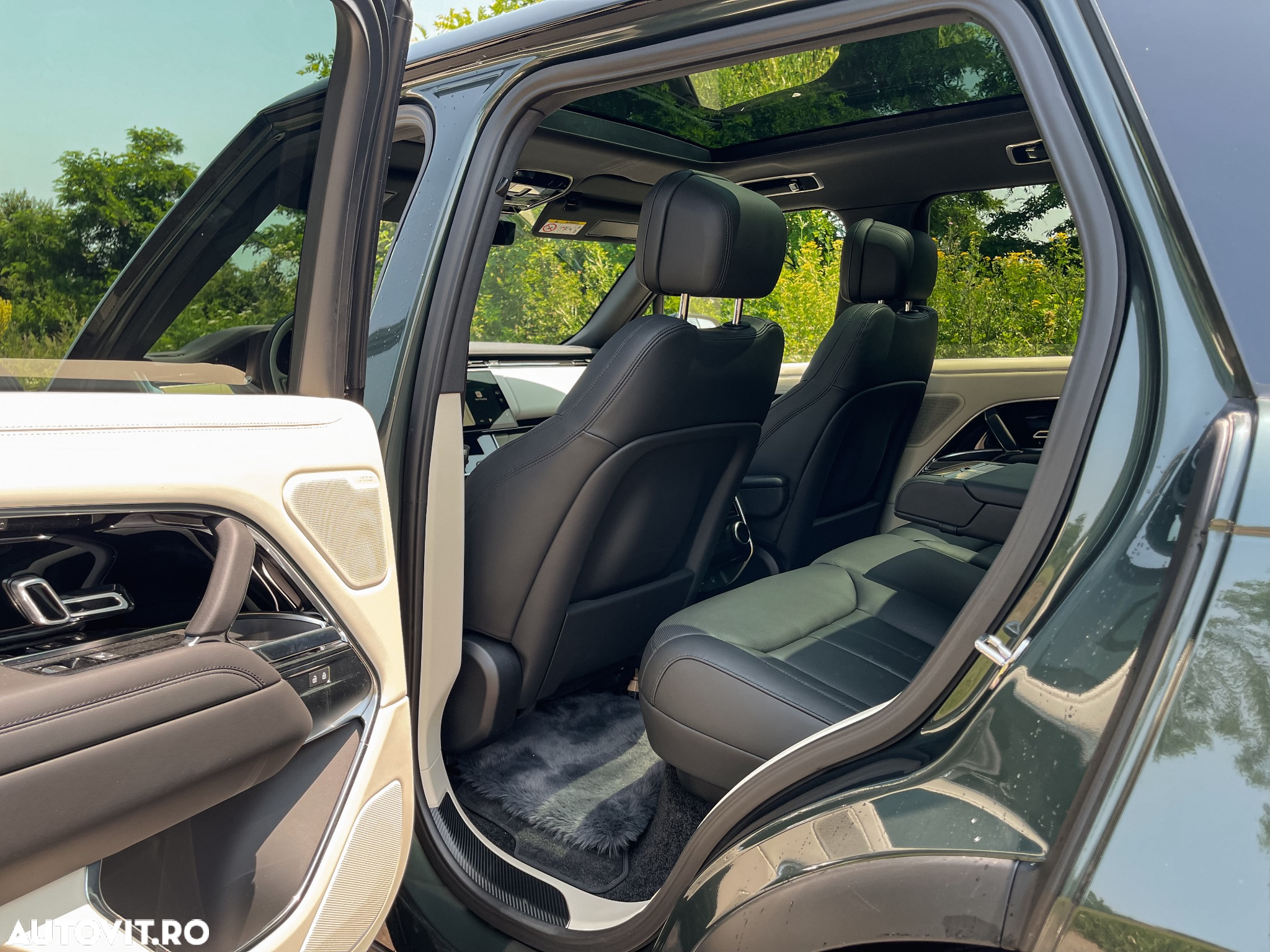 Land Rover Range Rover - 15