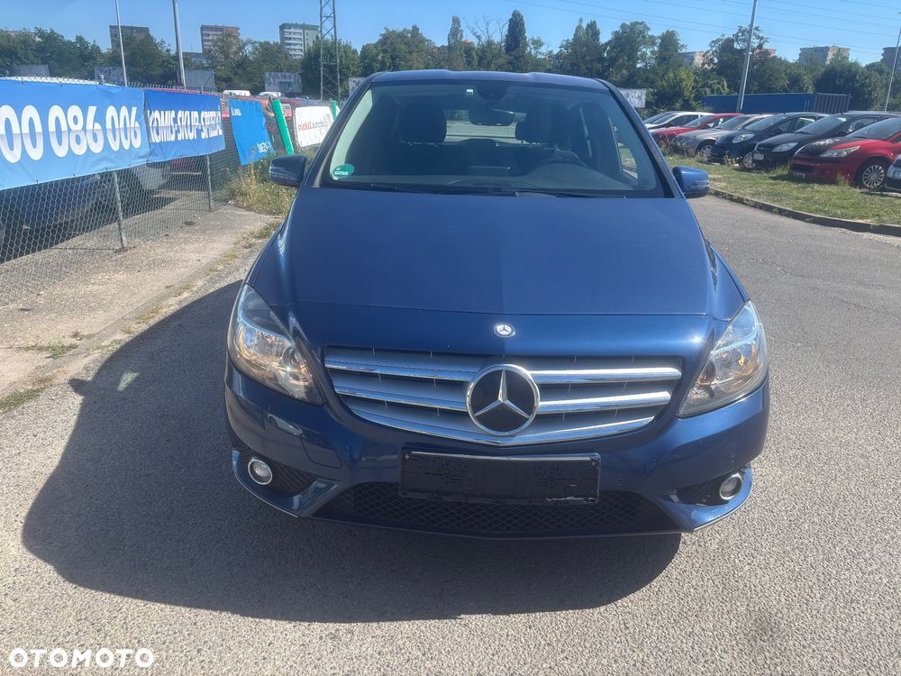 Mercedes-Benz Klasa B 180 (BlueEFFICIENCY) - 9