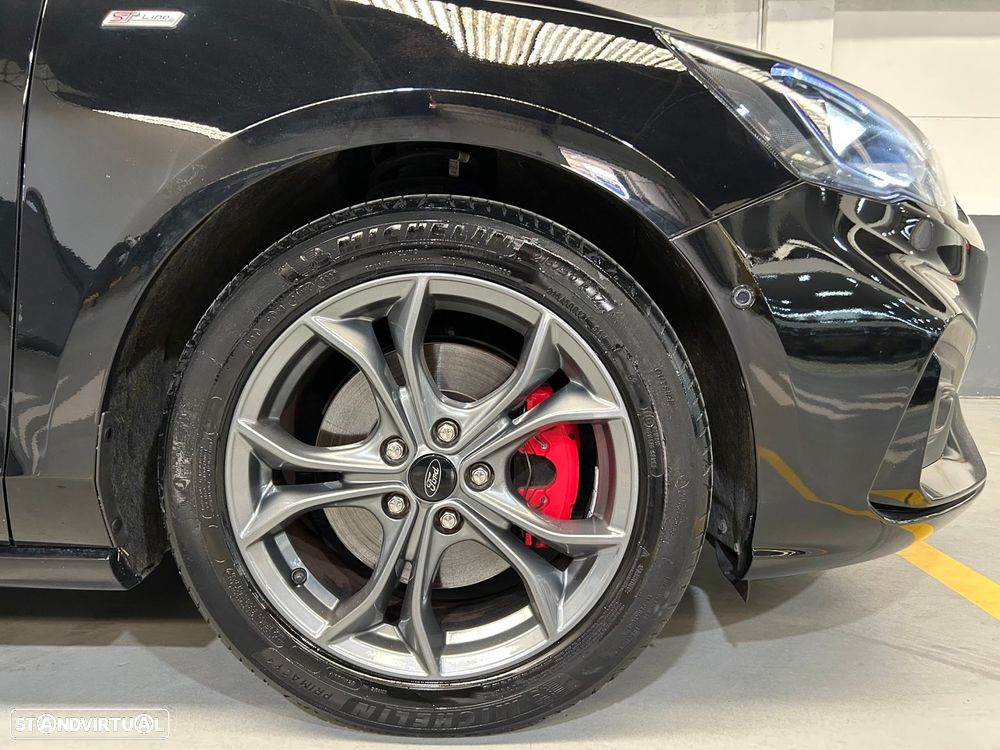Ford Focus SW 1.0 EcoBoost MHEV ST-Line X - 11