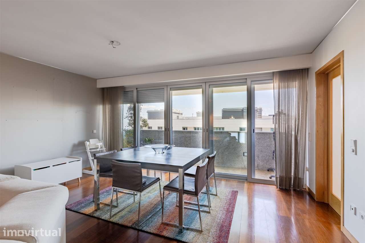 Apartamento T3 no Bessa com Varanda e Garagem box - Grande imagem: 5/38