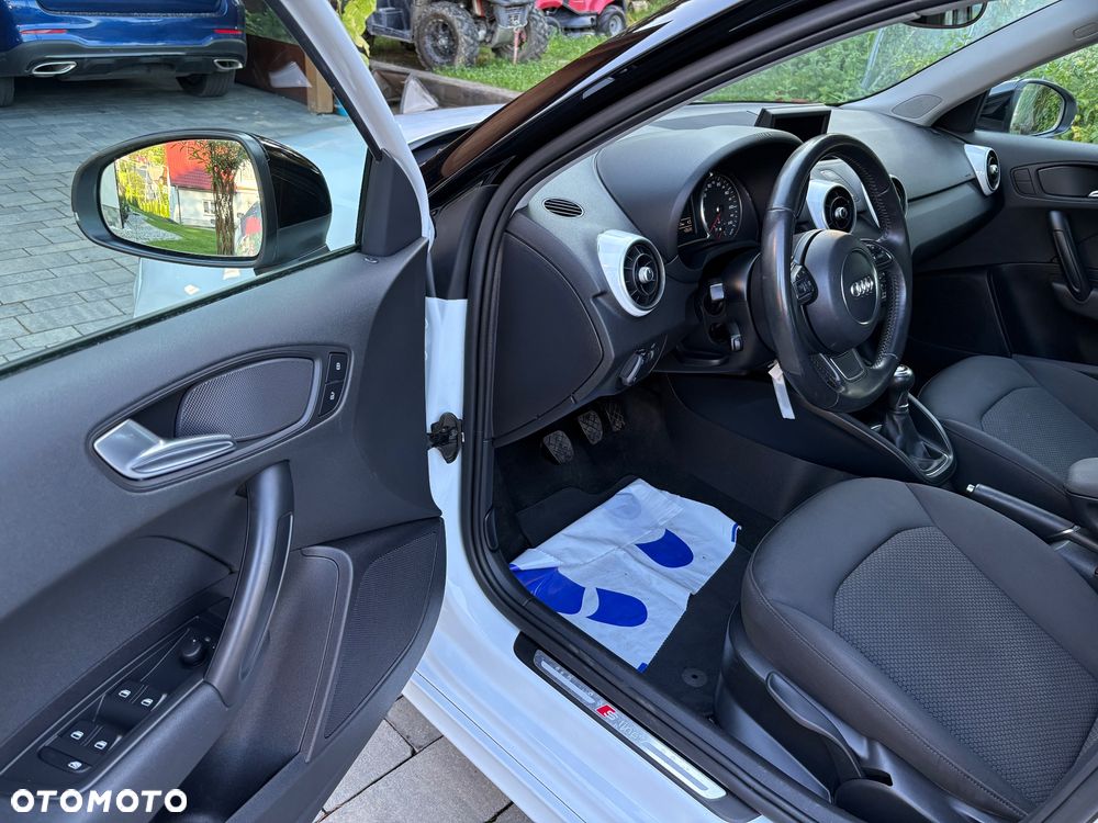 Audi A1 Sportback 1.2 TFSI S line edition - 21